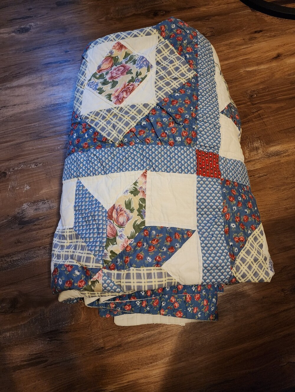 Handmade patchwork star quilt - Picture 7 of 7